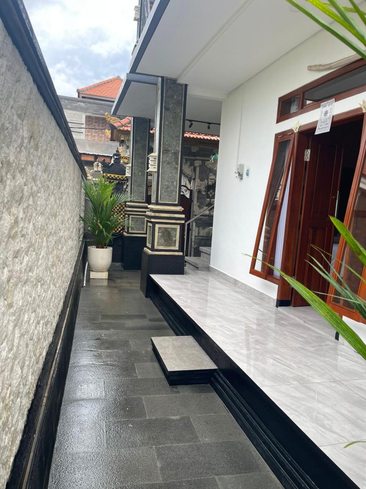 Shin In Bali Hotel Kuta  Ngoại thất bức ảnh